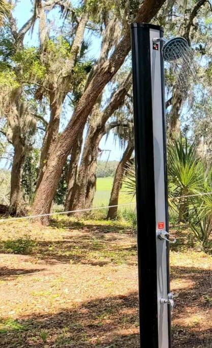 Secluded Tiny House By The Marsh With Hunting Island Beach Pass Frogmore Exterior foto